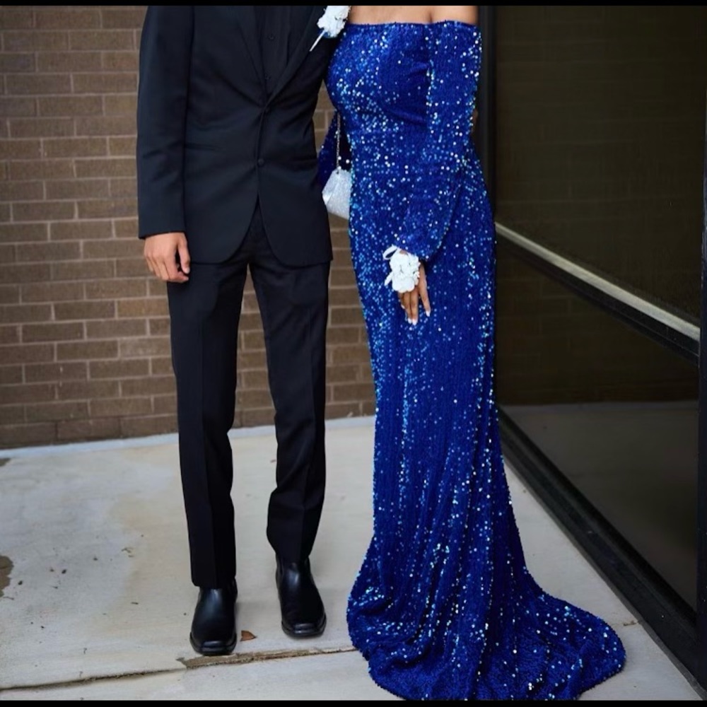 Royal blue sequins gown with train size M